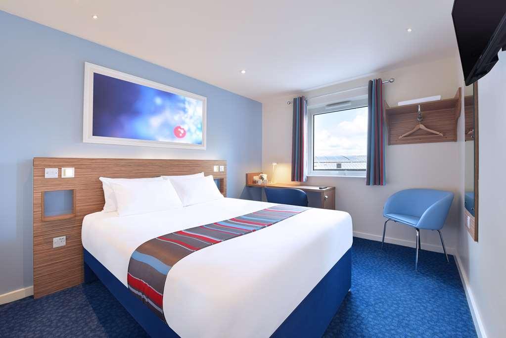 Travelodge Bradford Central Номер фото