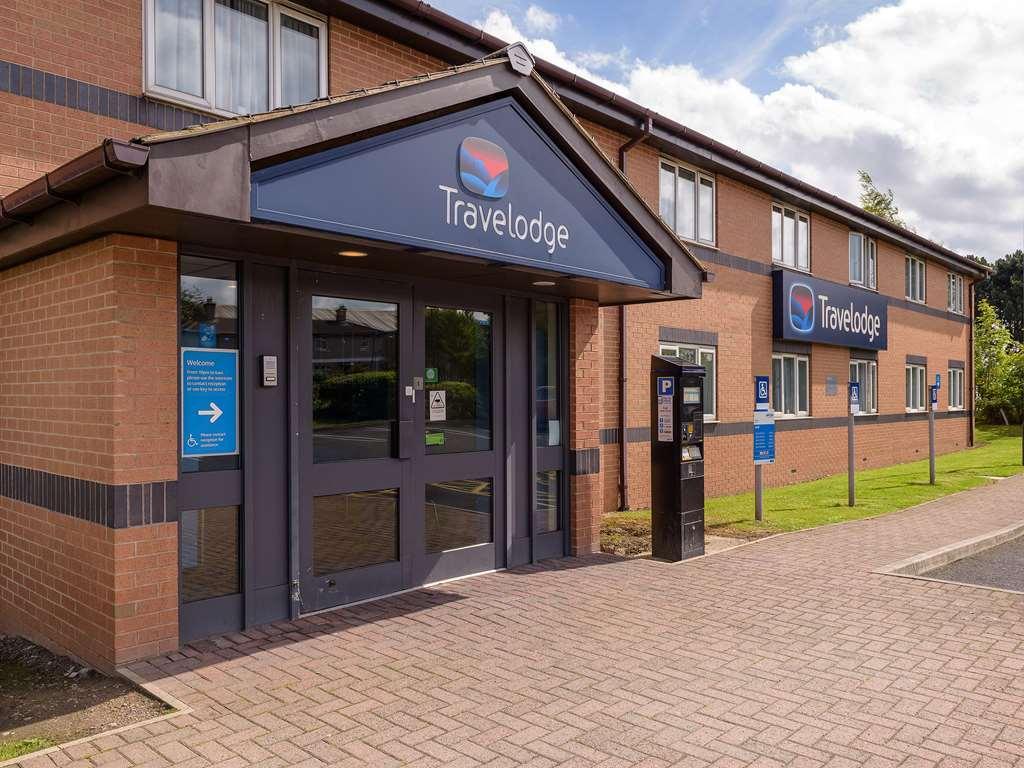 Travelodge Bradford Central Экстерьер фото